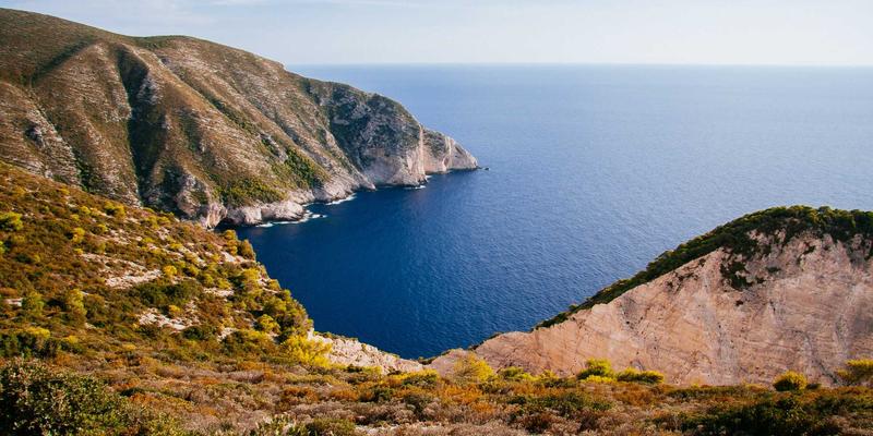 区块链与行为成瘾：从NBA MT Coins微交易设计看Ethereum与Bitcoin技术如何重塑游戏消费心理学